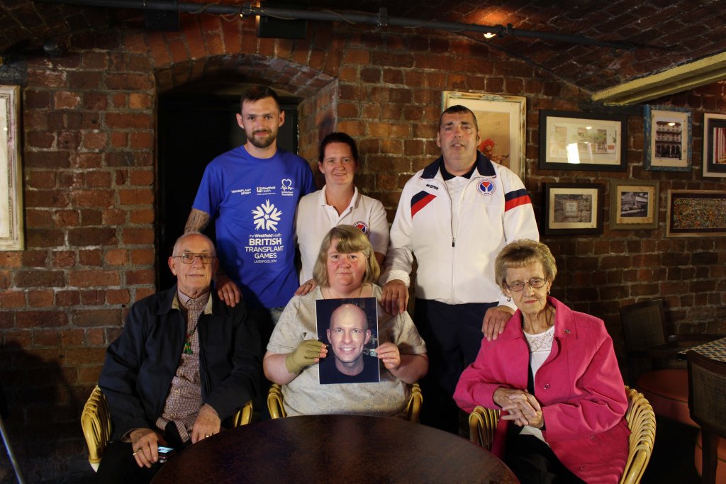 l to r back row Kenneth Coyle Shirley Coyle John Coyle fron row l to r William Lloyd Snr Julie Lloyd and a picture of her late brother William and Phyllis Lloyd