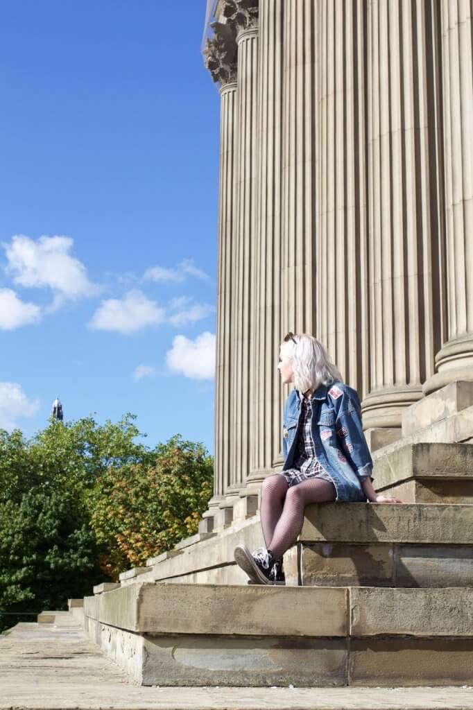 liverpool-based-blogger-abigail-from-blush-_-noise-celebrates-the-launch-of-british-style-collective-at-st-georges-hall