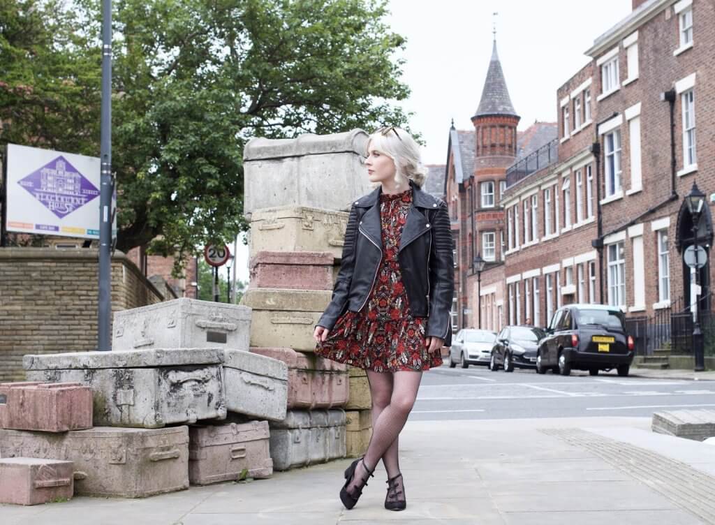 liverpool-based-blogger-abigail-from-blush-_-noise-celebrates-the-launch-of-british-style-collective-by-hope-streets-suitcases